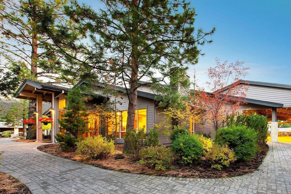 Photo of Outdoor in Century West