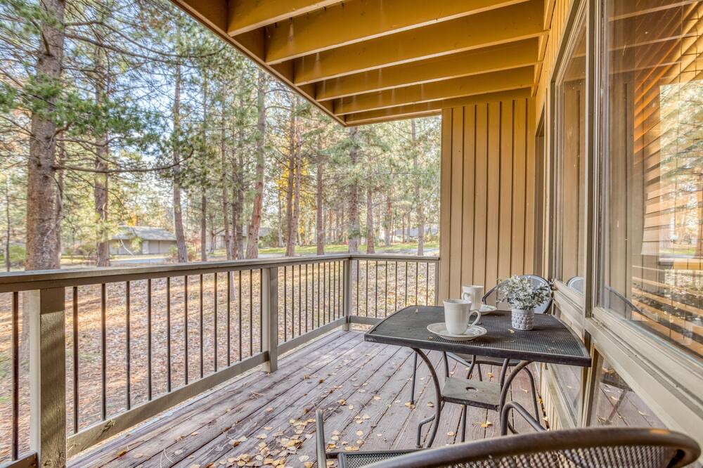 Photo of Outdoor in Century West