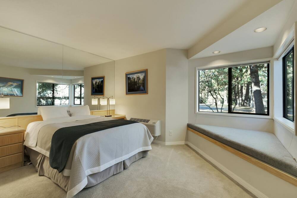 Photo of Bedroom in Sagewood