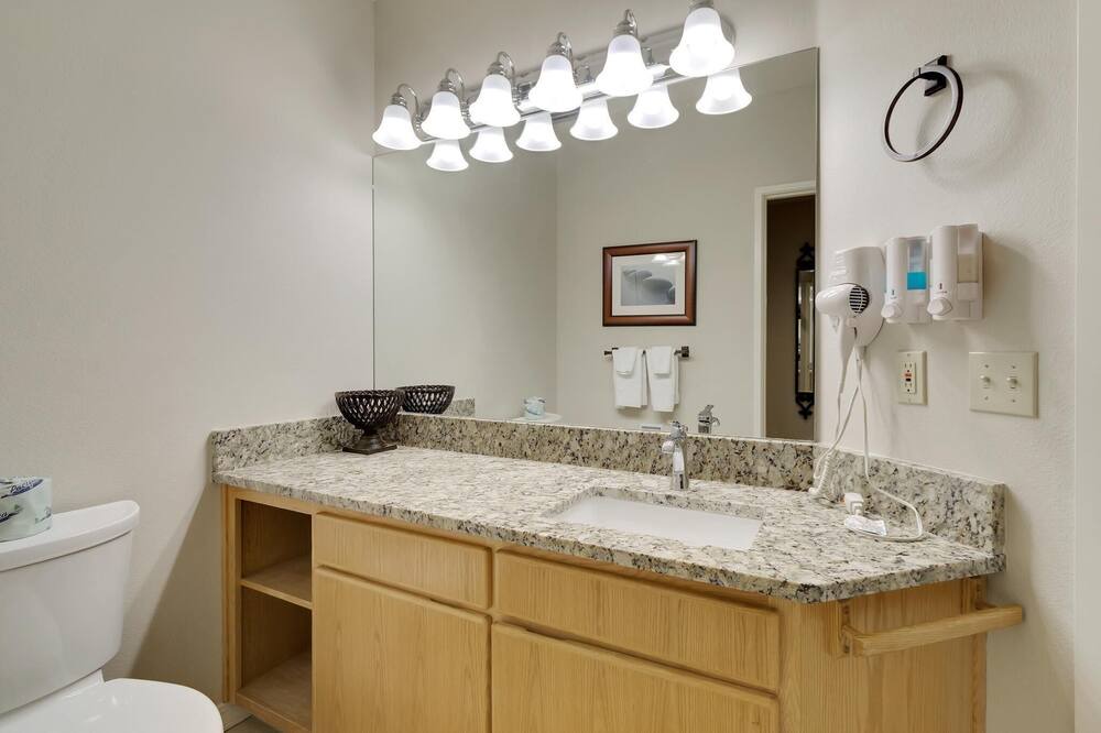 Photo of Bathroom in Sagewood