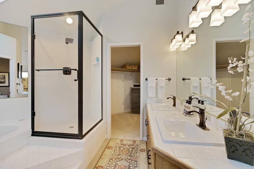 Photo of Bathroom in Century West