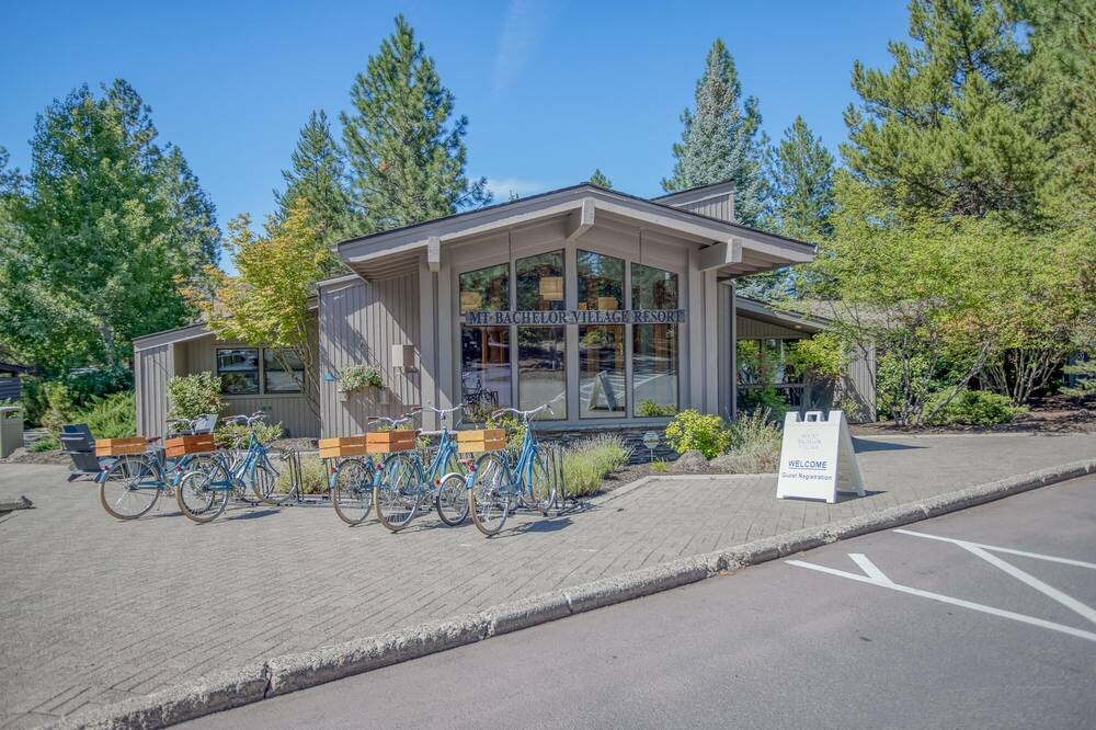 Photo of Outdoor in Century West