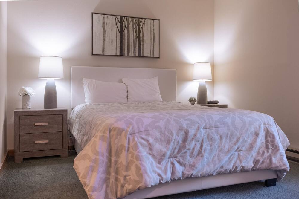 Photo of Bedroom in Sagewood