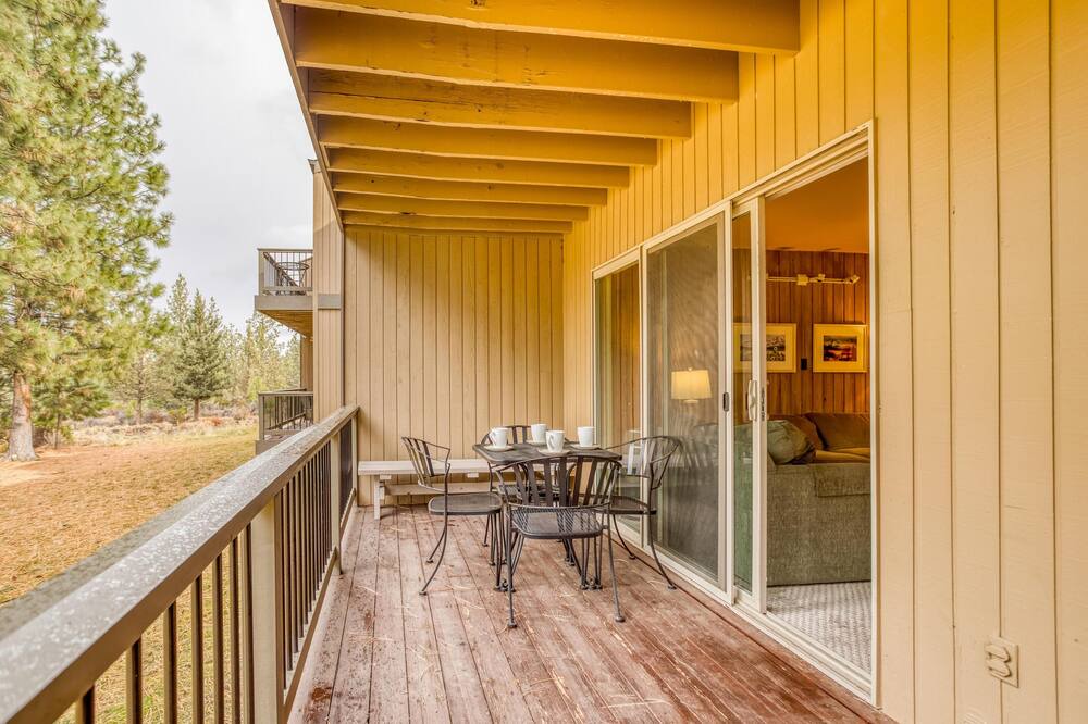 Photo of Patio Balcony in Sagewood