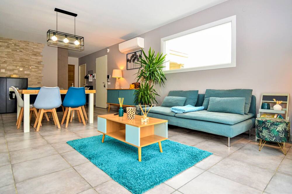Photo of Bedroom in Saint-Victor-la-Coste