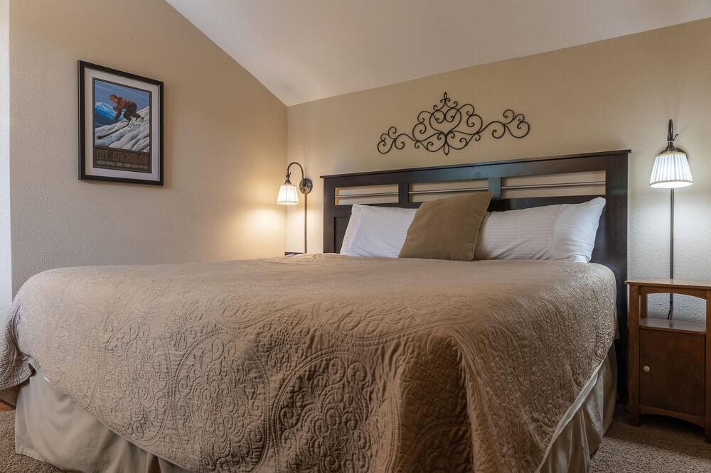 Photo of Bedroom in Century West