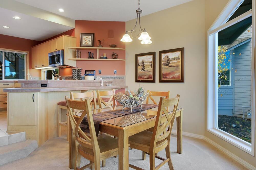 Photo of Kitchen in Sagewood