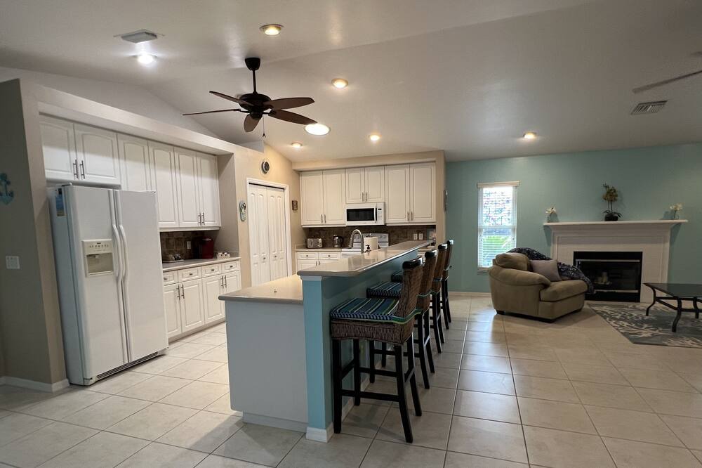 Photo of Kitchen in Trafalgar