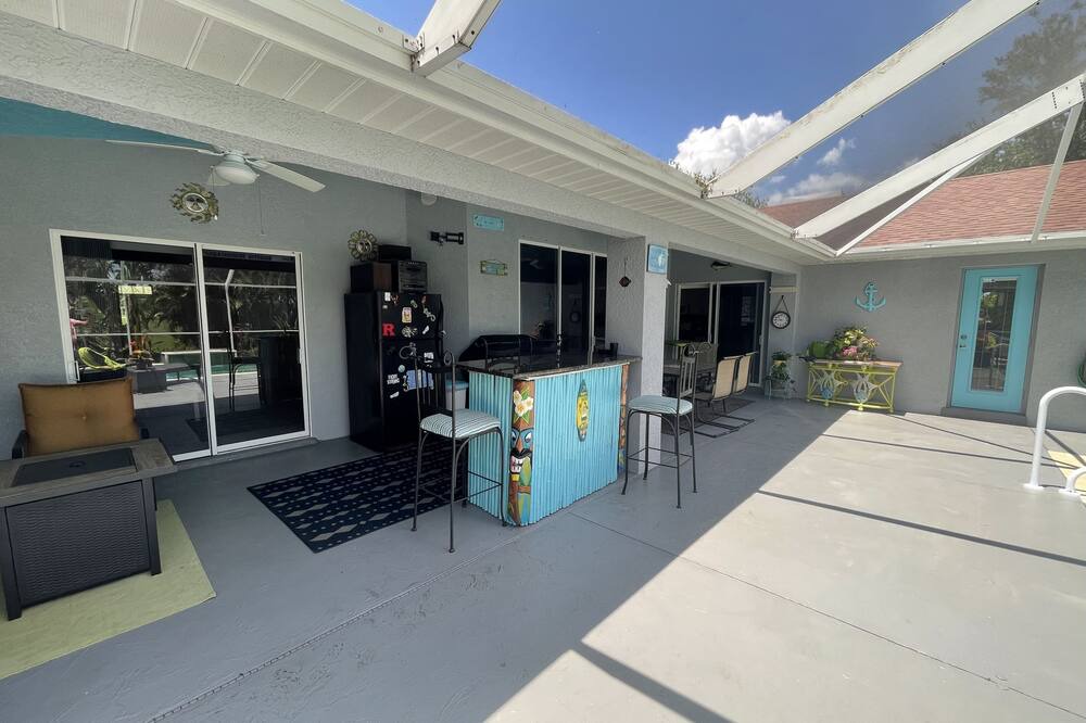 Photo of Others in Trafalgar