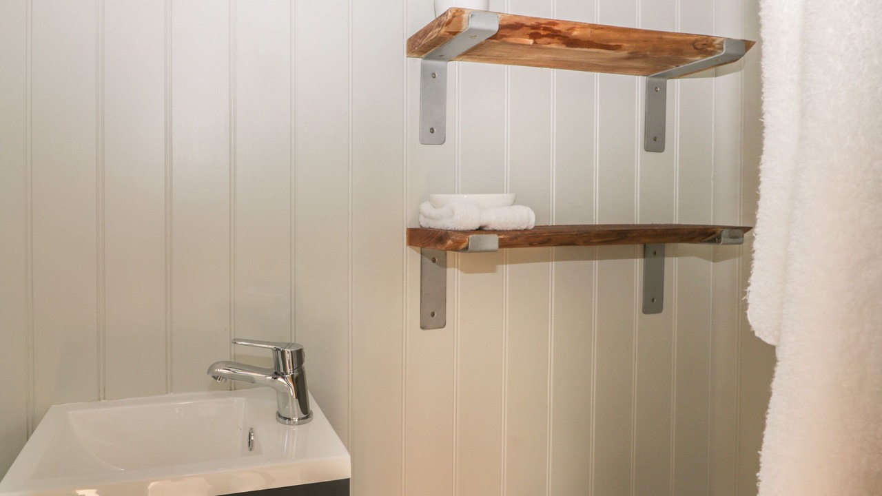 Photo of Others in Cottingham