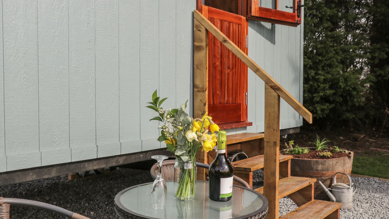Photo of Patio Balcony in Cottingham
