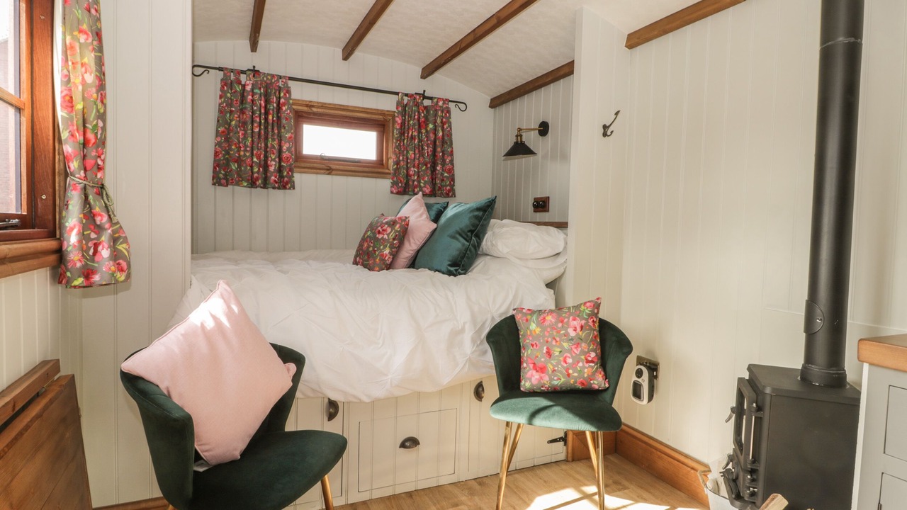 Photo of Others in Cottingham