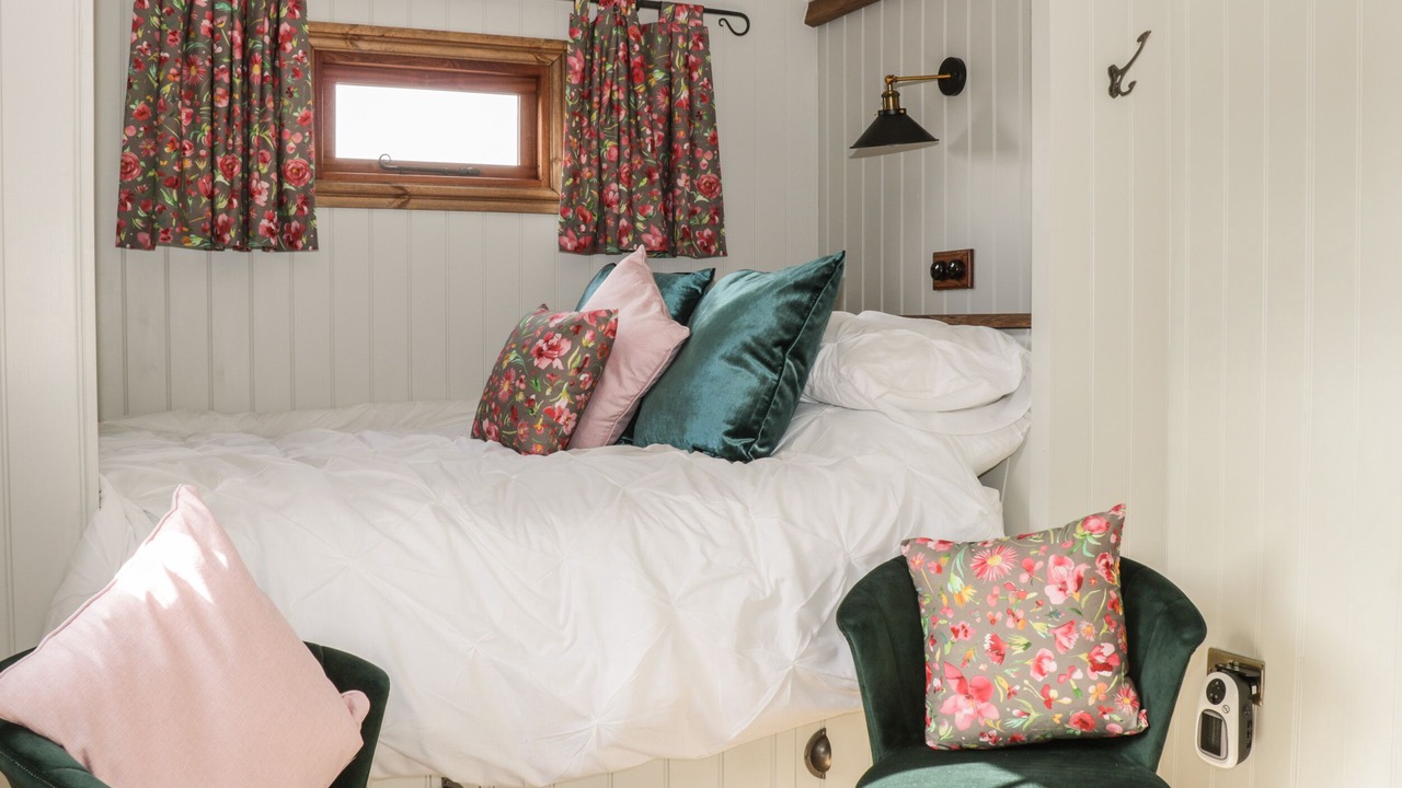 Photo of Others in Cottingham