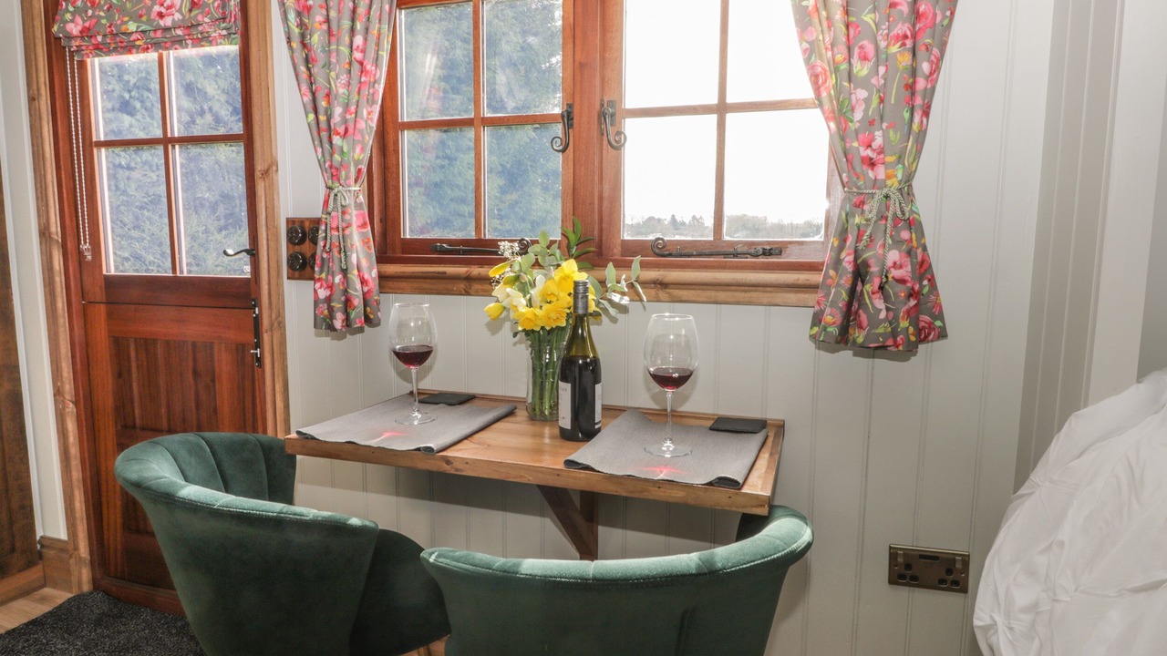 Photo of Others in Cottingham