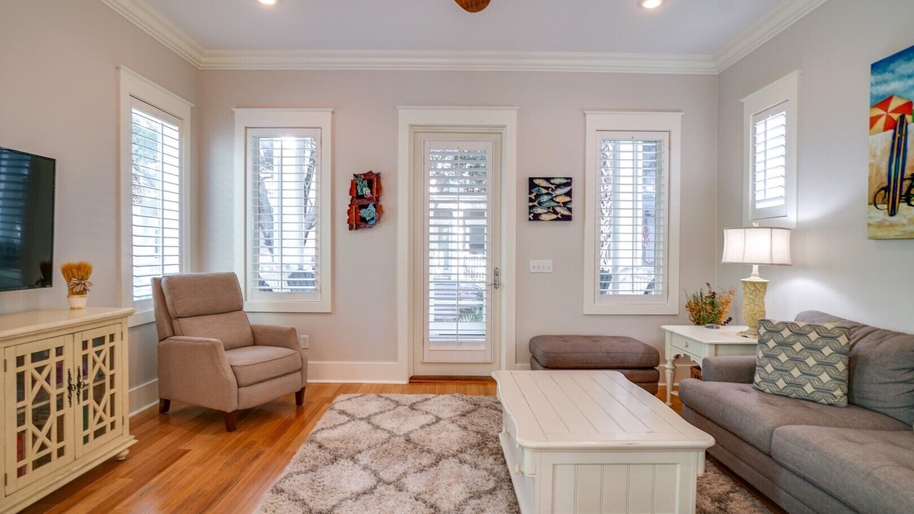 Photo of Outdoor in Sunnyside