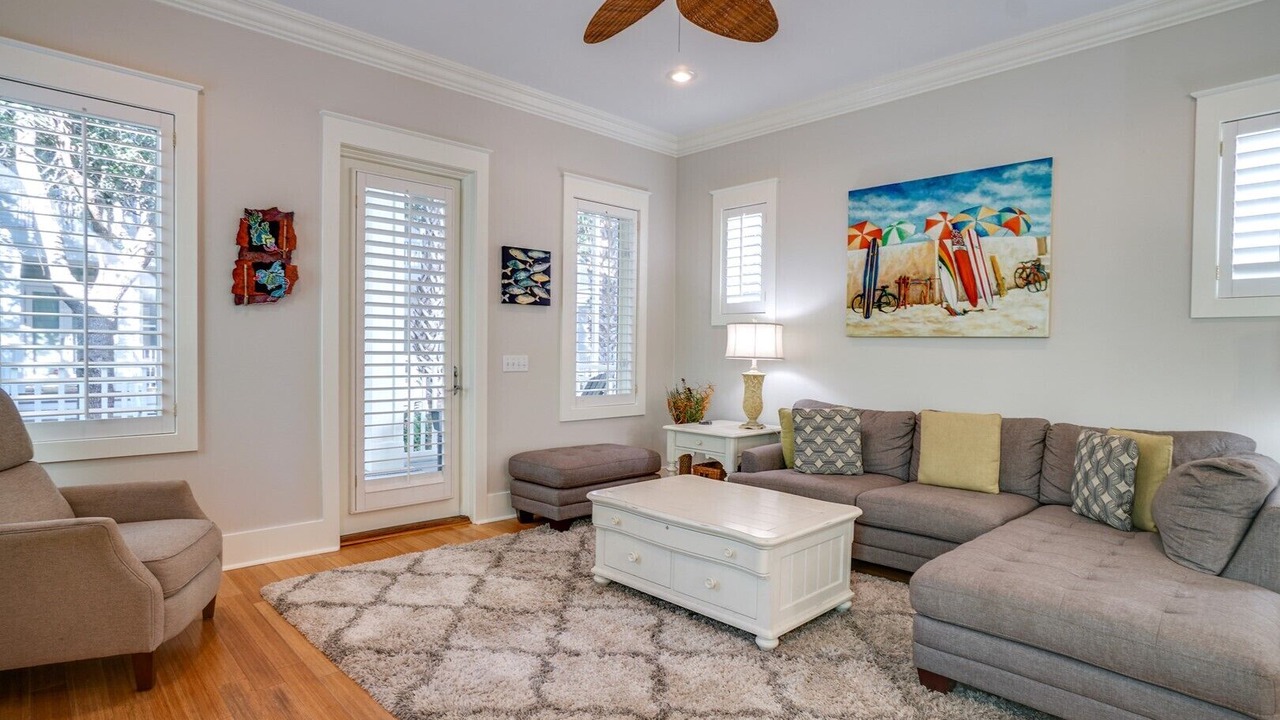 Photo of Outdoor in Sunnyside