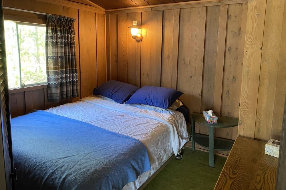 Photo of Bedroom in Georgian Bay