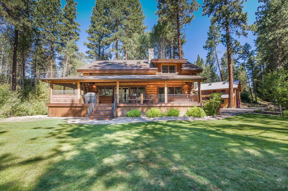 Photo of Others in Plain