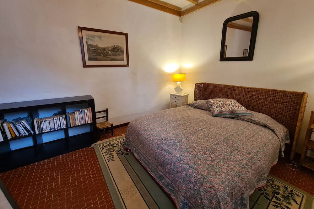 Photo of Bedroom in Paulnay