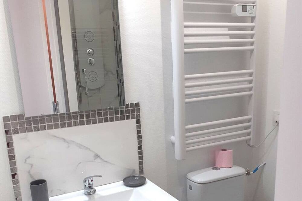 Photo of Bathroom in Razac-sur-l'Isle