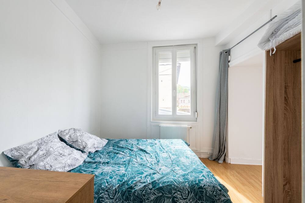 Photo of Bedroom in Darnetal