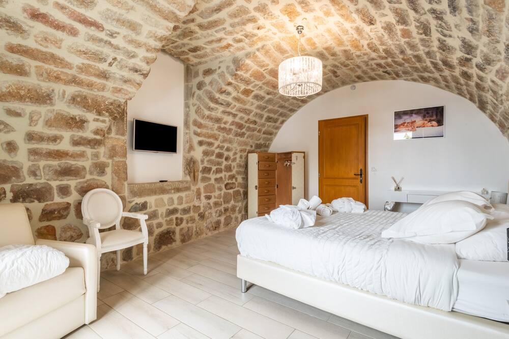 Photo of Bedroom in Sanilhac