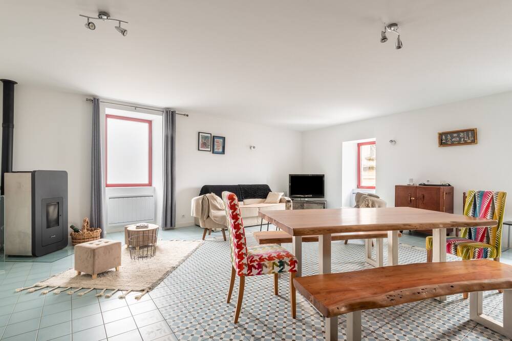 Photo of Livingroom in Sanilhac