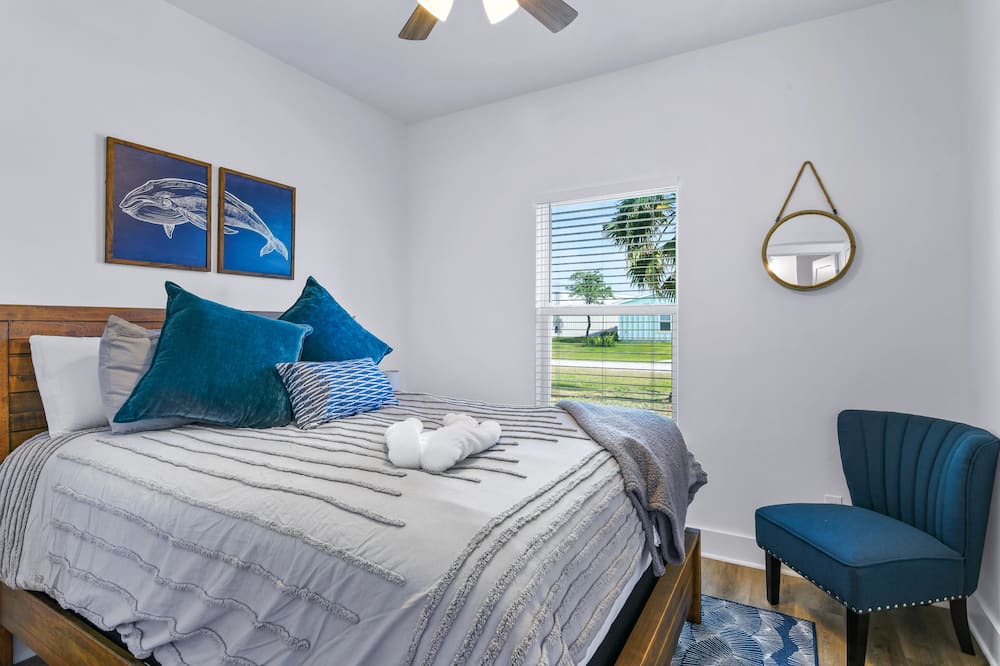 Photo of Bedroom in Rockport