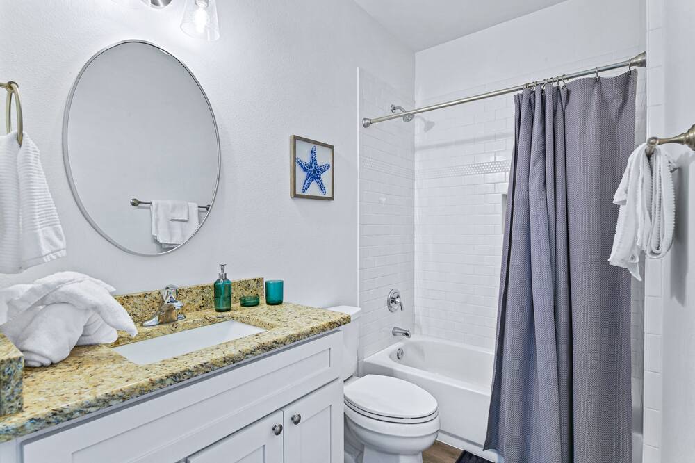 Photo of Bathroom in Rockport