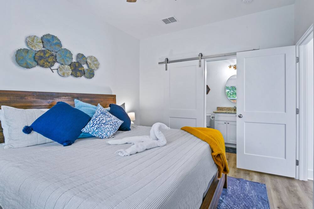 Photo of Bedroom in Rockport