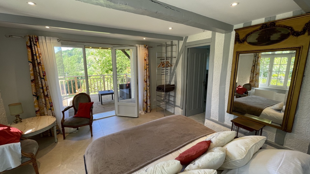 Photo of Bedroom in Genneville