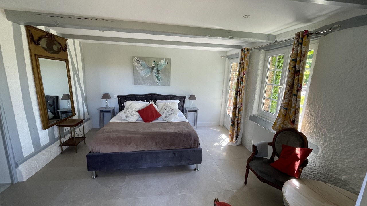 Photo of Bedroom in Genneville