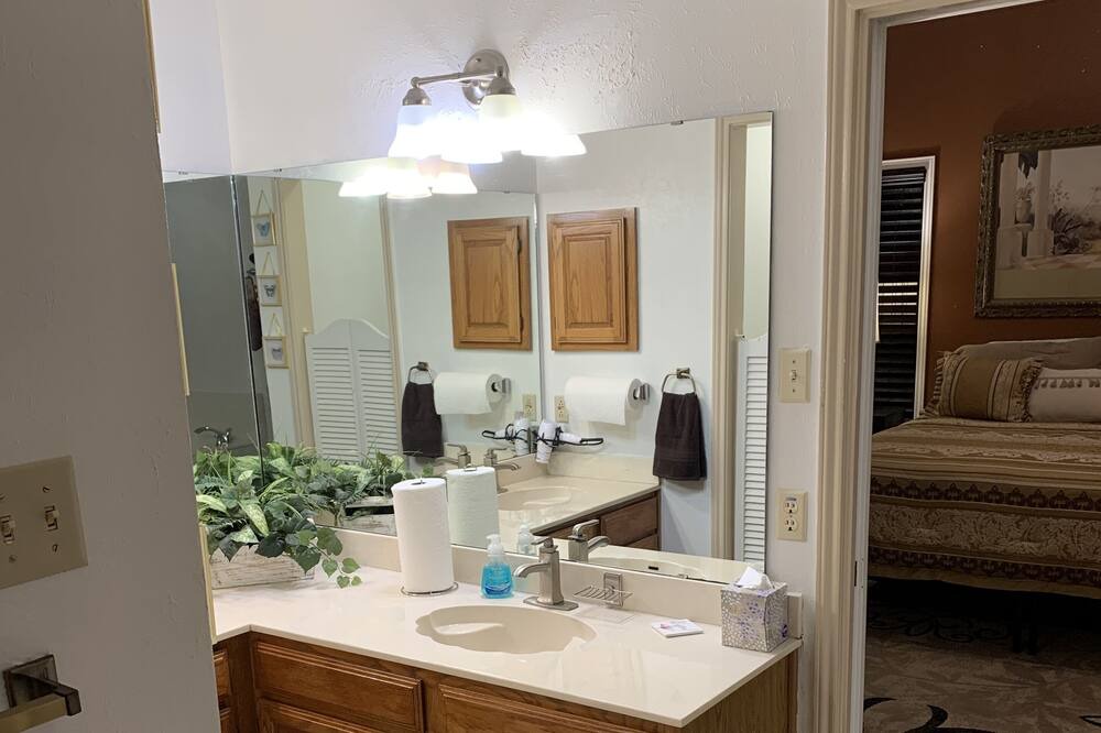 Photo of Bathroom in Wetmore