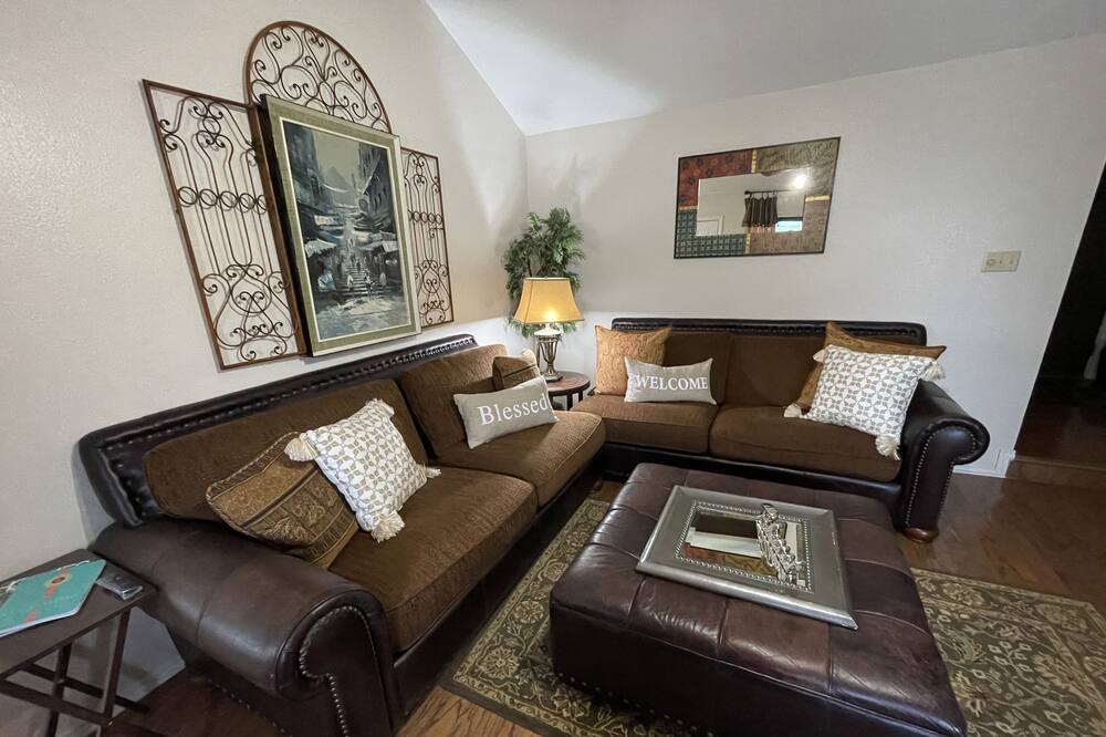 Photo of Livingroom in Wetmore
