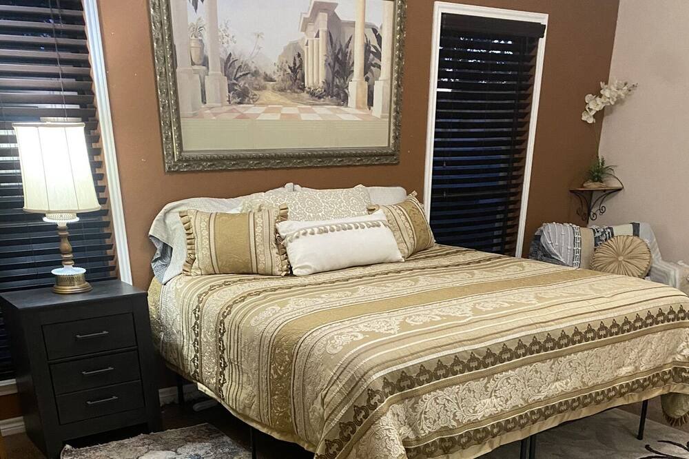 Photo of Bedroom in Wetmore