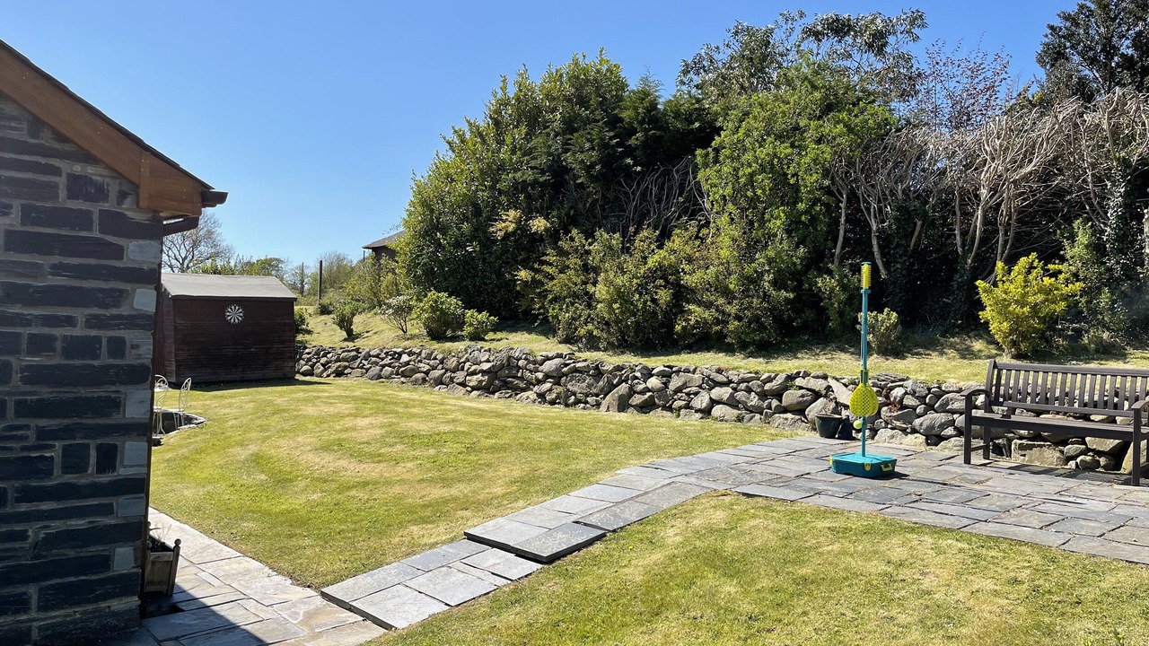 Photo of Others in Llanddaniel Fab