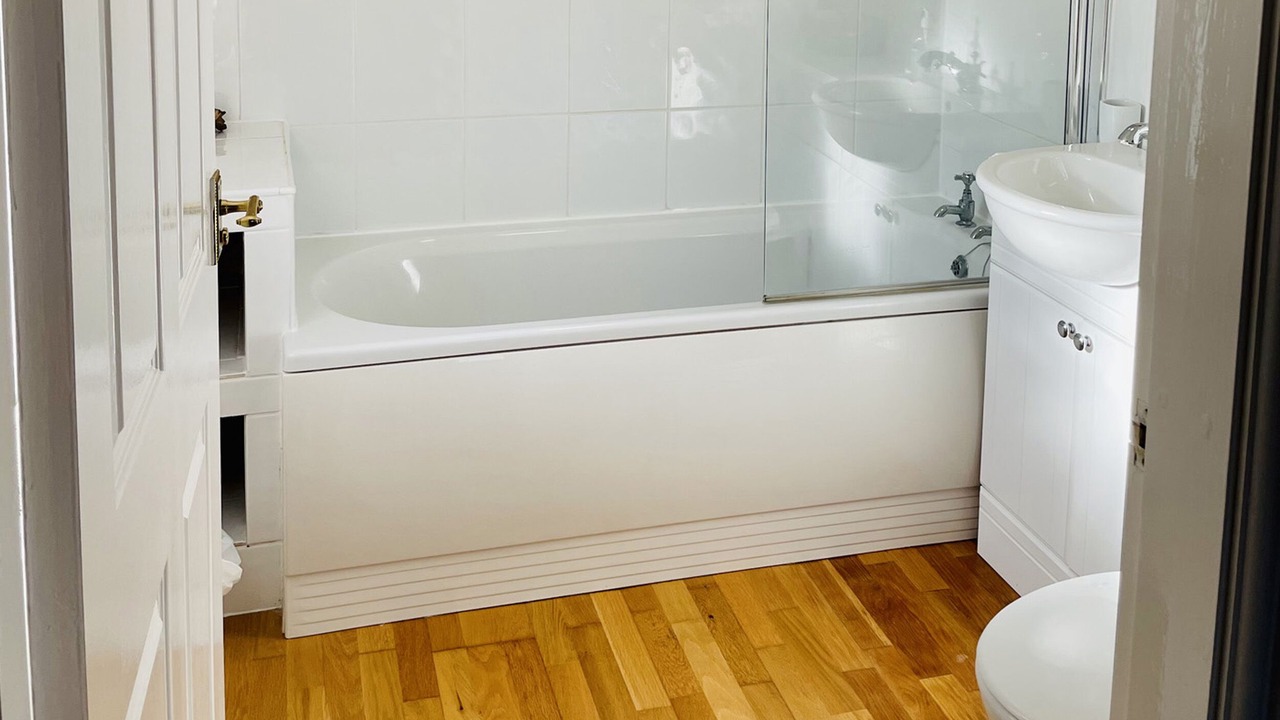 Photo of Bathroom in Llanddaniel Fab