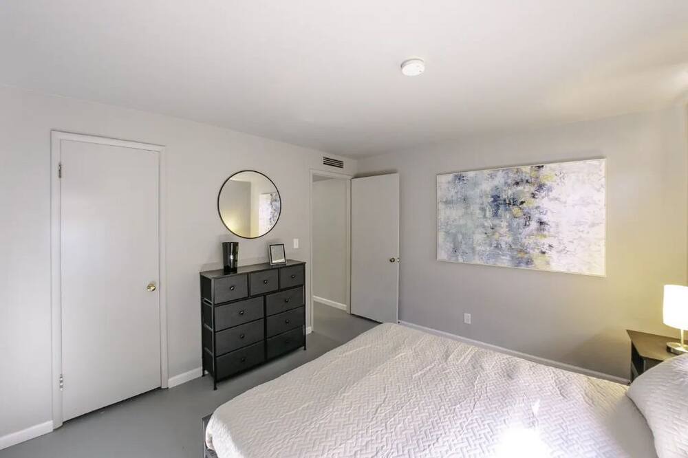 Photo of Bedroom in Rincon Heights