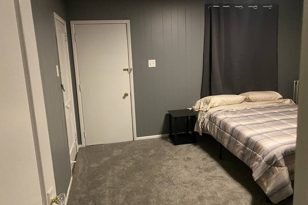 Photo of Bedroom in Kingston