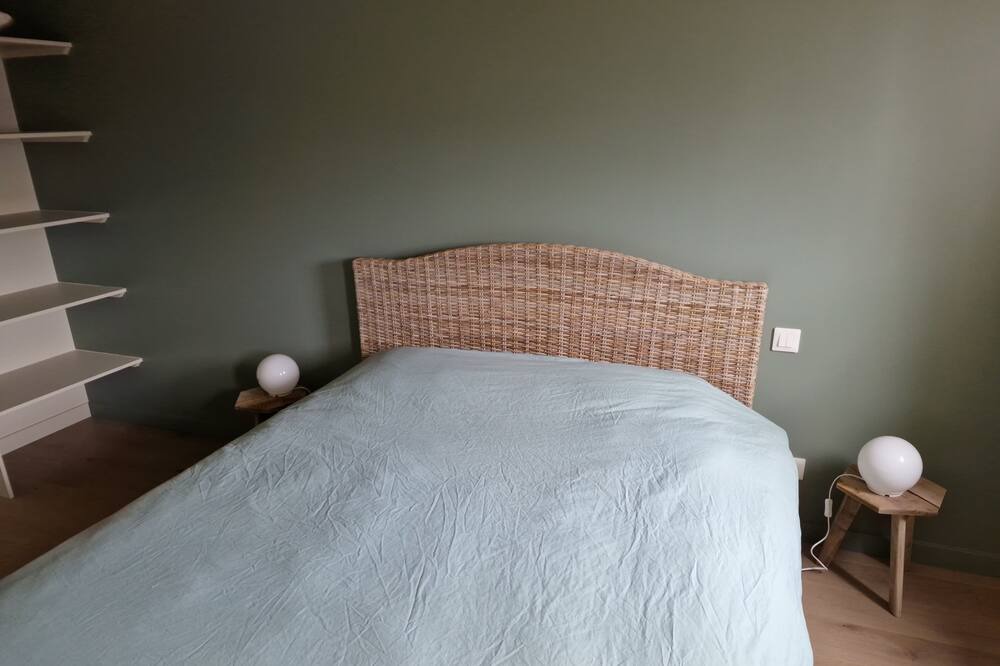 Photo of Bedroom in Saint-Aubin-sur-Scie