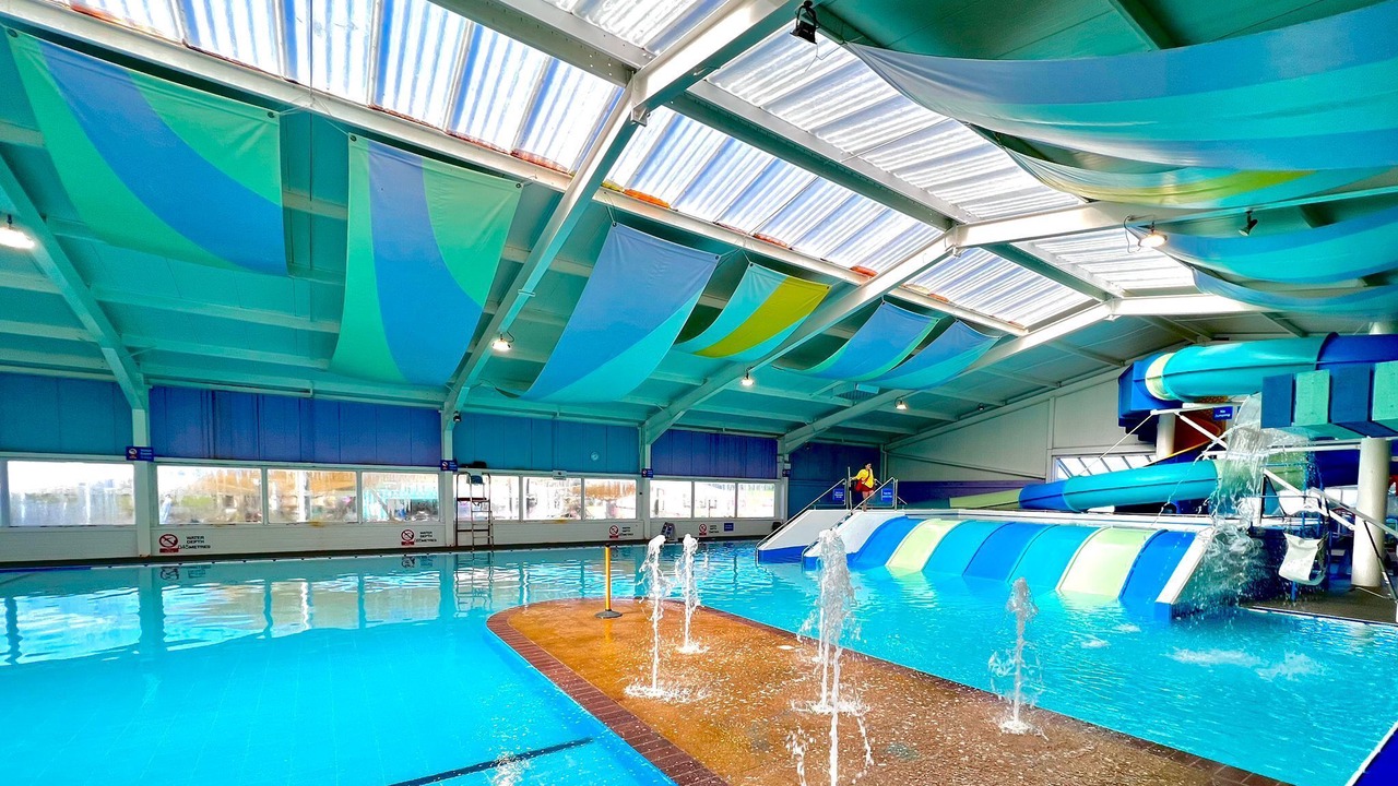 Photo of Outdoor in Cayton Bay