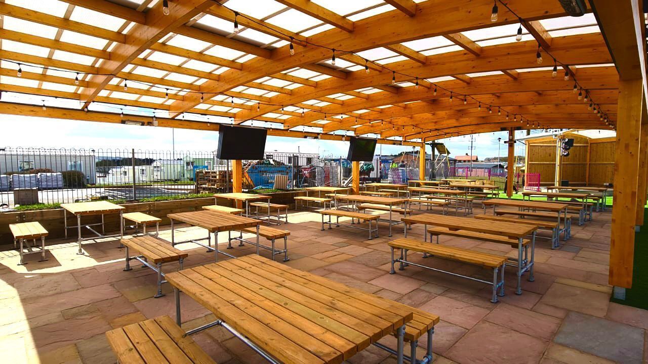 Photo of Outdoor in Cayton Bay