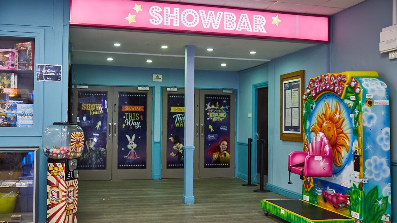 Photo of Others in Cayton Bay