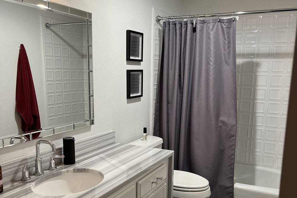 Photo of Bathroom in Richardson