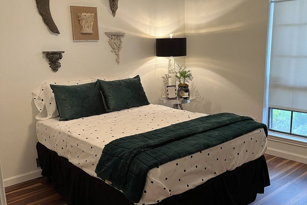 Photo of Bedroom in Richardson