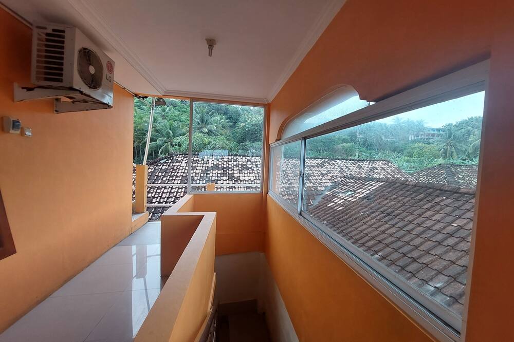 Photo of Outdoor in Kretek