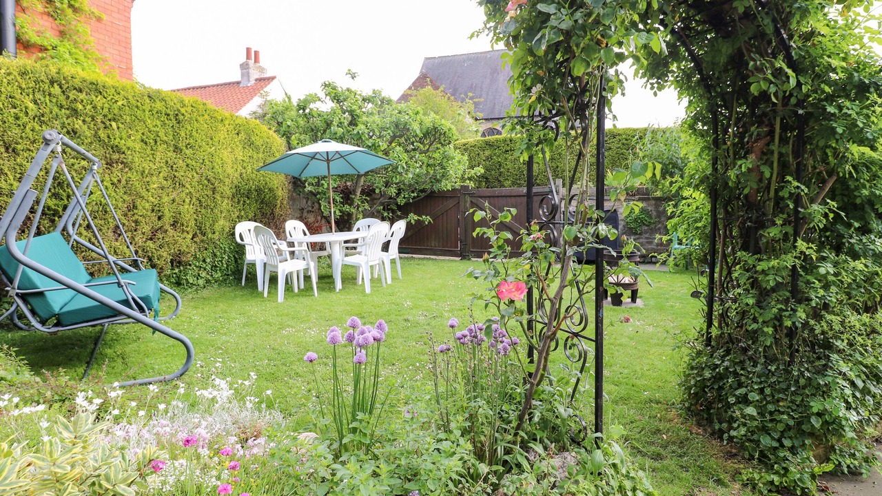 Photo of Others in Lincoln