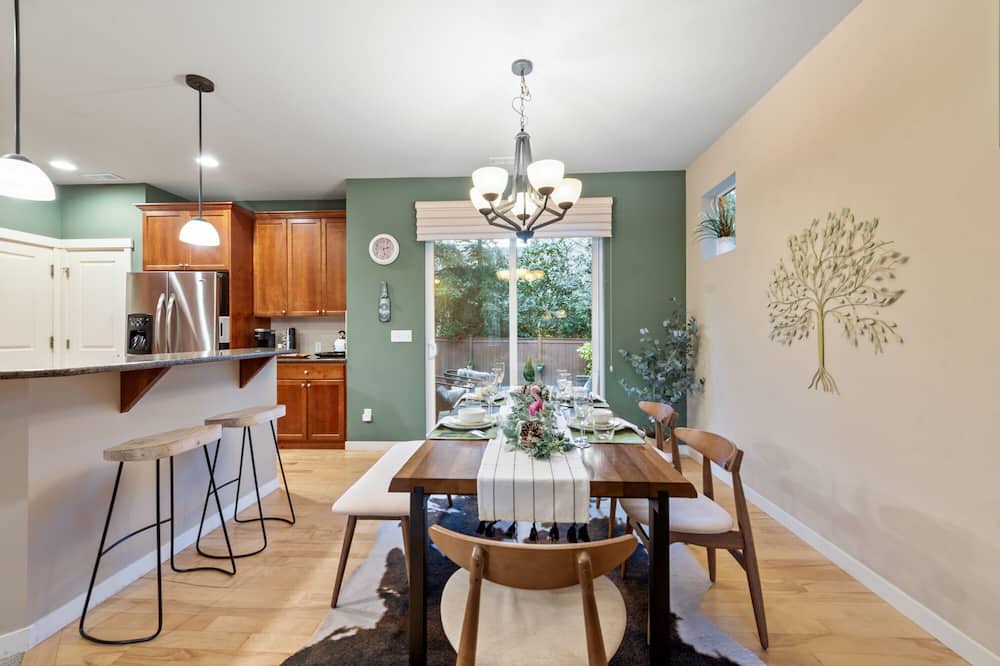 Photo of Outdoor in Mill Creek