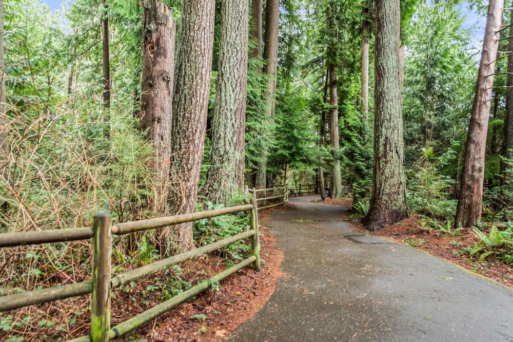 Photo of Others in Mill Creek