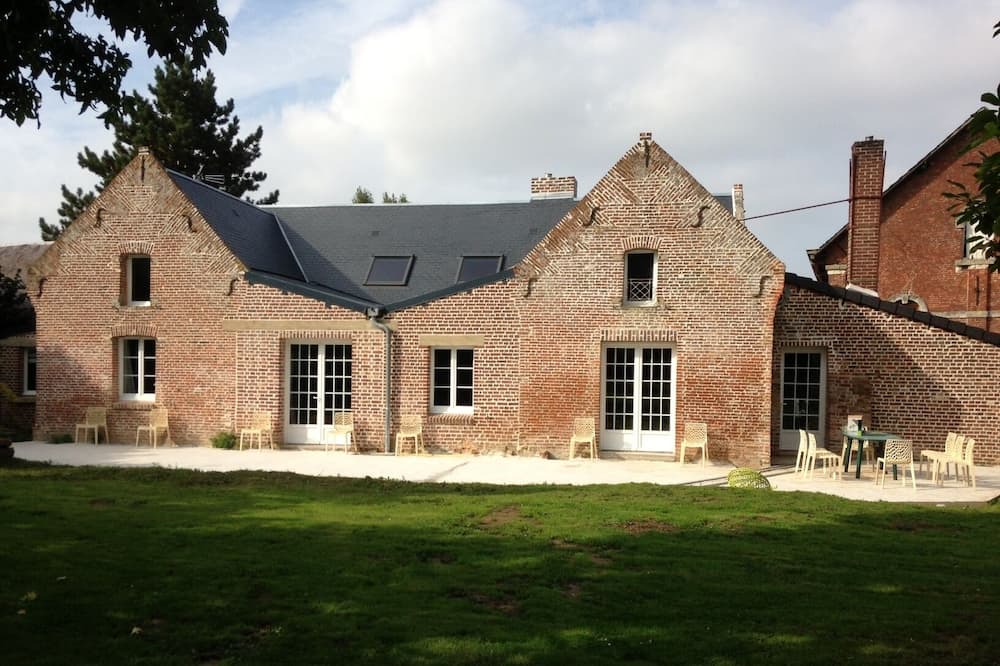 Photo of Outdoor in Talmas